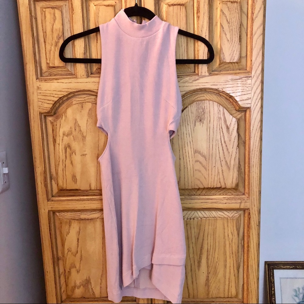 MINI DRESS CUT-OUT DRESS